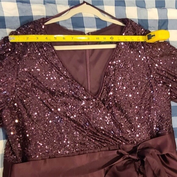 Xscape Purple Evening Gown Plus Size 22W - Picture 4 of 10